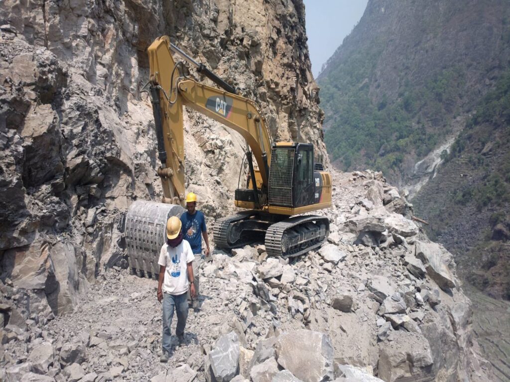Construction of Access Road from Mine (Palpa) to Factory (Nawalparasi), Hongshi Shivam Cement