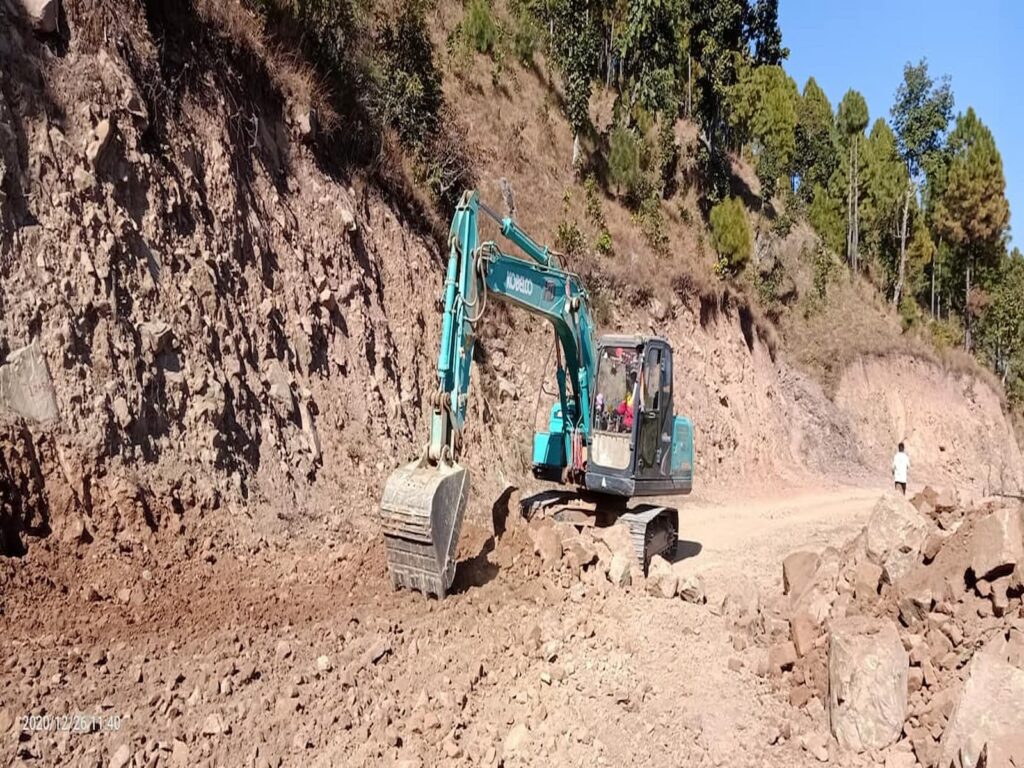 Construction of Ek Dumja Marin Khola Kapilkot Lalbandi Road, Sindhuli